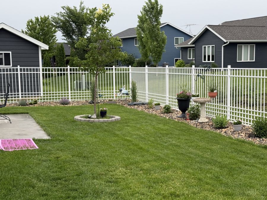 tj legends, jason grob, fence contractor, fence installer, fence installation, custom fence, aluminum fence installation, chainlink fence installer, wood fence contractor, custom wood fence, vinyl fence installation, gate installer, invisible dog fence contractor, invisible fence installer, twin cities, mn, Minnesota, Hennepin county, carver county, mcleod county